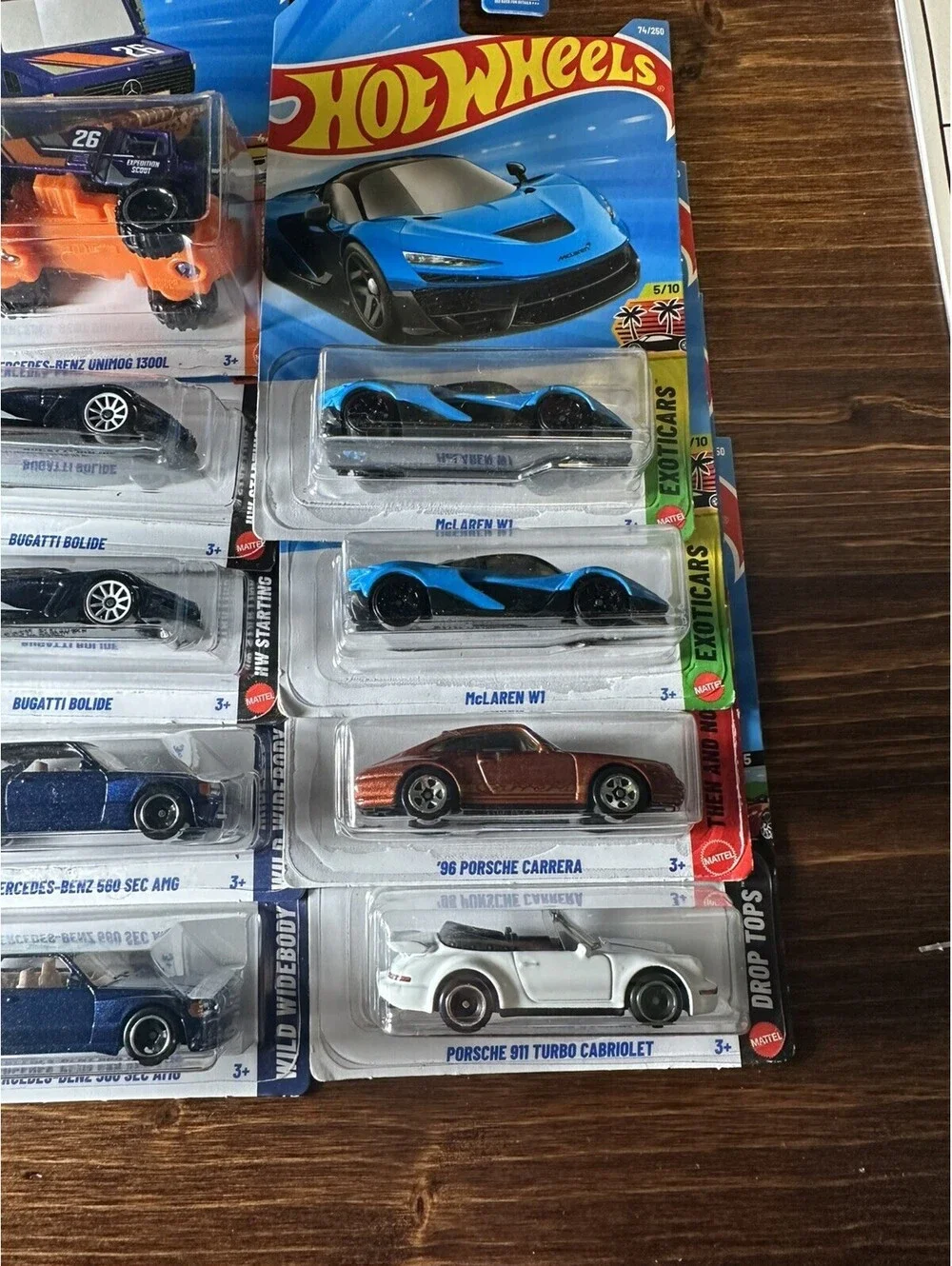 Hot Wheels LOT of 13 Cars Ferrari Mercedes Bugatti Porsche 911 McLaren